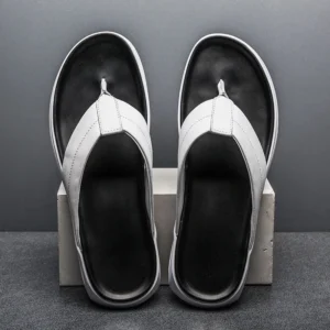 *Spring Anti Slippery Style Real Cowhide Material Full Grain Leather Men Summer Beach Casual Slipper Flip-Flops Outdoor
