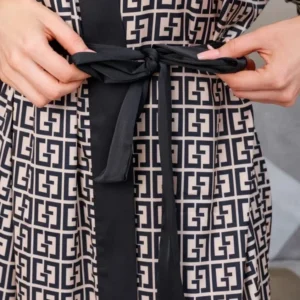 Women's 2 Pieces Luxury Letter Print Cool Ice Silk Pajamas Shorts-sleeved Cardigan Robe Female Casual Home Clothes Night-robe