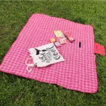 180*145cm Portable Durable Waterproof Comfy Picnic Mat With Fold up Pad