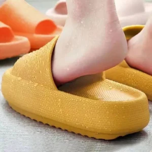2024Home Slippers Thick Platform Bathroom Slippers Non-slip Flip Flops Woman Sandals Women Fashion EVA Indoor Slides