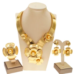 Zhuerrui Luxury Flower Dubai Jewelry Set Good Quality Electroplated Gold Copper Jewellery Sets Fashion Mother's Day Gift NH00035
