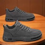 Fashionable and trendy men’s shoes, casual sports shoes, comfortable and versatile