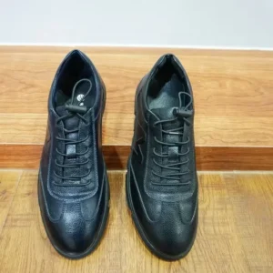 2025 Factory Price High Quality Men's Casual Sports Sneakers Custom Lace up Walking Shoes Comfortable Fashion Genre Leather